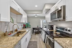 6017 W Golden Ln, Glendale, AZ 85302 - Photo 10