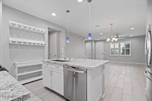 2477 W Market Pl, Chandler, AZ 85248 - Photo 16