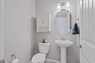 2477 W Market Pl, Chandler, AZ 85248 - Photo 18