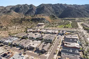 713 E Kachina Trl, Phoenix, AZ 85042 - Photo 10