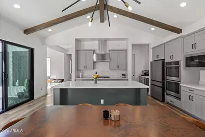 713 E Kachina Trail, Phoenix, AZ 85042 - Photo 28