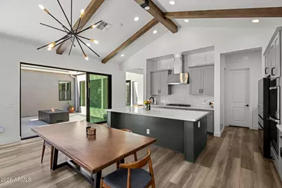 713 E Kachina Trail, Phoenix, AZ 85042 - Photo 34