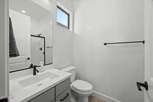 713 E Kachina Trl, Phoenix, AZ 85042 - Photo 60