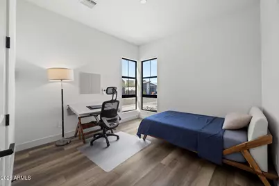 713 E Kachina Trail, Phoenix, AZ 85042 - Photo 62