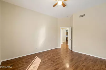 18247 N Coyote Lakes Parkway, Surprise, AZ 85378 - Photo 10