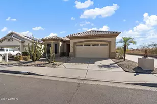18247 N Coyote Lakes Pkwy, Surprise, AZ 85378 - Photo 26