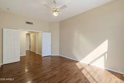 18247 N Coyote Lakes Parkway, Surprise, AZ 85378 - Photo 12