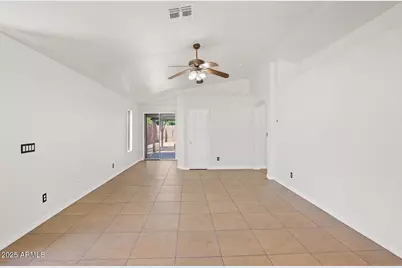 3114 E Kristal Way, Phoenix, AZ 85050 - Photo 4