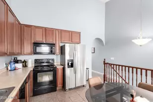 2257 E Huntington Dr, Phoenix, AZ 85040 - Photo 14