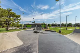 2257 E Huntington Dr, Phoenix, AZ 85040 - Photo 40