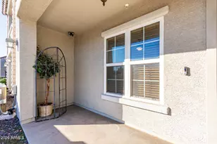 2257 E Huntington Dr, Phoenix, AZ 85040 - Photo 4