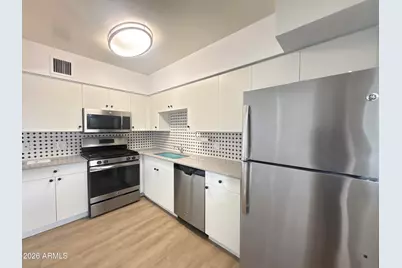 337 W Pasadena Avenue #09, Phoenix, AZ 85013 - Photo 8