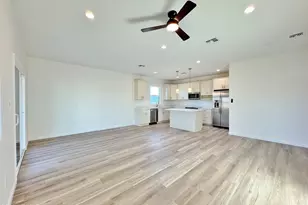 8980 W Coronado Dr, Arizona City, AZ 85123 - Photo 4