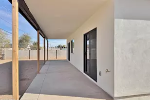 8980 W Coronado Dr, Arizona City, AZ 85123 - Photo 28