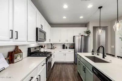 9526 E Thornbush Avenue, Mesa, AZ 85212 - Photo 10