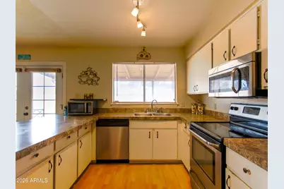 522 W Highland Street, Chandler, AZ 85225 - Photo 6