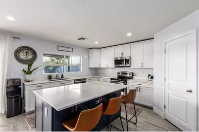 3279 E Silverbell Road, San Tan Valley, AZ 85143 - Photo 4