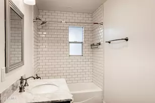 2226 E Devonshire Ave, Phoenix, AZ 85016 - Photo 14