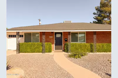 2226 E Devonshire Avenue, Phoenix, AZ 85016 - Photo 2