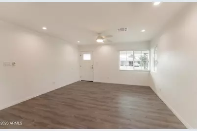 2226 E Devonshire Avenue, Phoenix, AZ 85016 - Photo 6