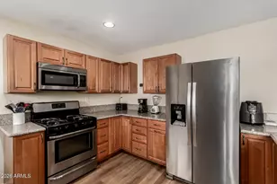 6209 W Cheery Lynn Rd, Phoenix, AZ 85033 - Photo 18