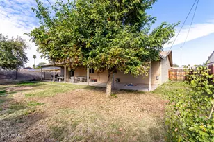 6209 W Cheery Lynn Rd, Phoenix, AZ 85033 - Photo 32