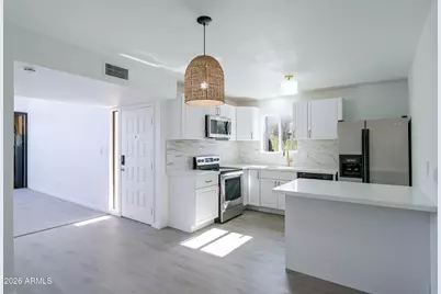 16041 N 31st Street #Unit 16, Phoenix, AZ 85032 - Photo 2