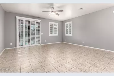 18431 W Williams Road, Surprise, AZ 85387 - Photo 6