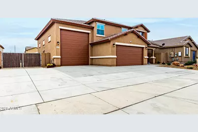 18431 W Williams Road, Surprise, AZ 85387 - Photo 2