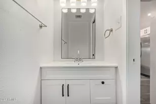 4414 S Newberry Rd, Tempe, AZ 85282 - Photo 10