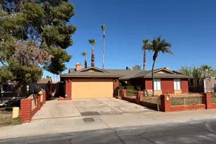 3954 W Wood Dr, Phoenix, AZ 85029 - Photo 2