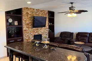 3954 W Wood Dr, Phoenix, AZ 85029 - Photo 8