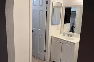 3954 W Wood Dr, Phoenix, AZ 85029 - Photo 16