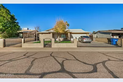 6806 W Lewis Avenue, Phoenix, AZ 85035 - Photo 1