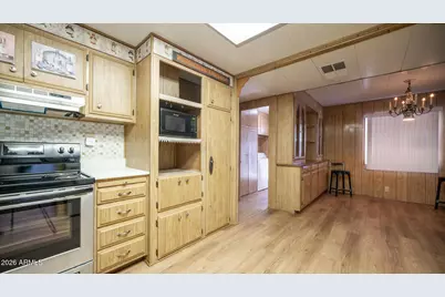 7300 N 51st Avenue #G124, Glendale, AZ 85301 - Photo 4