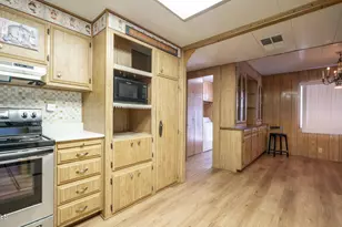 7300 N 51st Ave, Glendale, AZ 85301 - Photo 4