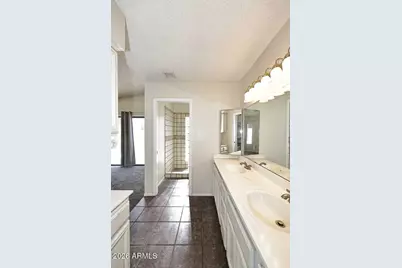 505 W Fellars Drive, Phoenix, AZ 85023 - Photo 34