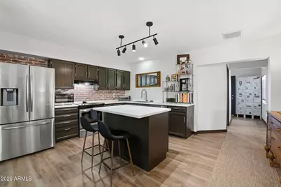 2106 W Devonshire Street, Mesa, AZ 85201 - Photo 10