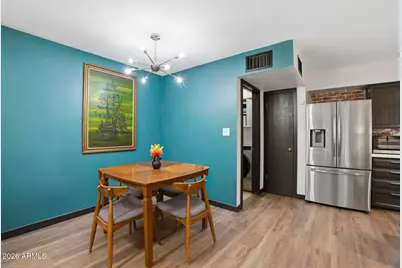 2106 W Devonshire Street, Mesa, AZ 85201 - Photo 8