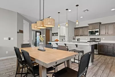 2520 W Moura Drive, Phoenix, AZ 85085 - Photo 8