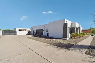 10040 W Camino De Oro, Peoria, AZ 85383 - Photo 4