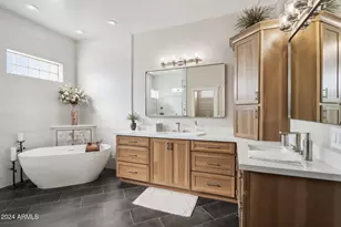 10040 W Camino De Oro, Peoria, AZ 85383 - Photo 28