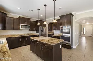 4235 E Casitas Del Rio Dr, Phoenix, AZ 85050 - Photo 12