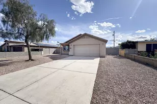 1939 E Raymond St, Phoenix, AZ 85040 - Photo 2