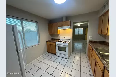 837 E Alice Avenue, Phoenix, AZ 85020 - Photo 6