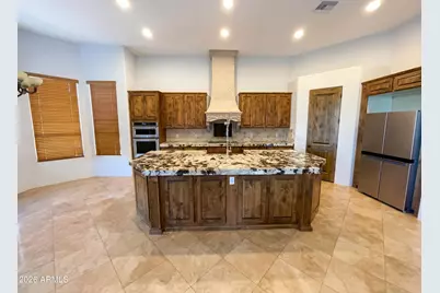 1642 W Mandalay Lane, Phoenix, AZ 85023 - Photo 2