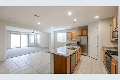 13578 W Copperleaf Lane, Peoria, AZ 85383 - Photo 4