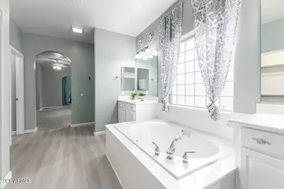 21748 E Escalante Road, Queen Creek, AZ 85142 - Photo 18