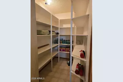 811 E Clanton Avenue, Buckeye, AZ 85326 - Photo 10