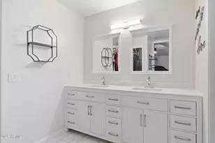 12374 W Turney Ave, Avondale, AZ 85392 - Photo 16